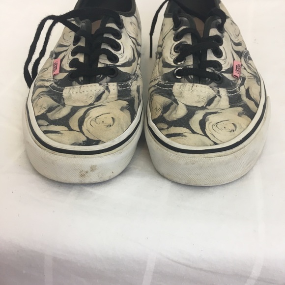 Vans size 8 white and gray with a hint of pink - Picture 3 of 6